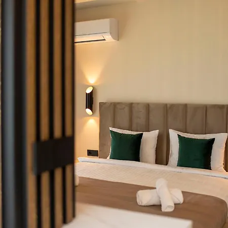 Sunset - 12th Floor Apartment *